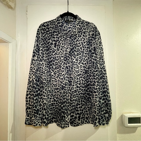 Jones of NY Navy and GrayLeopard Print Button-Up Blouse size 22W - Picture 1 of 12